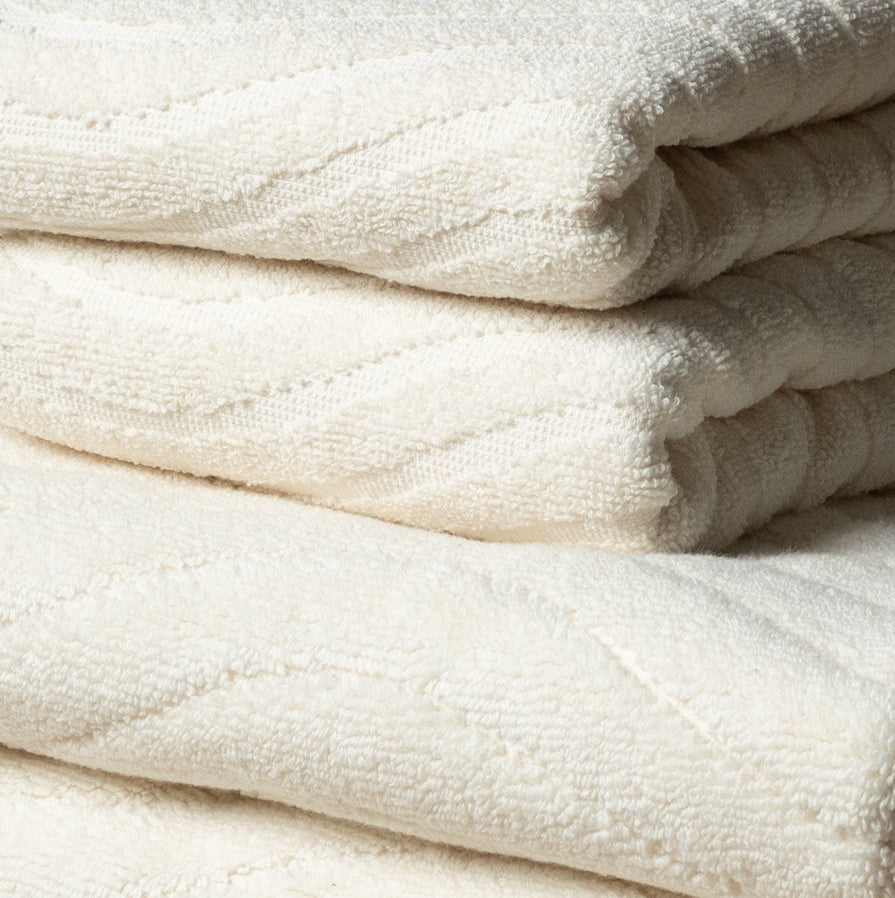 Virginia Hand Towel in Ivory