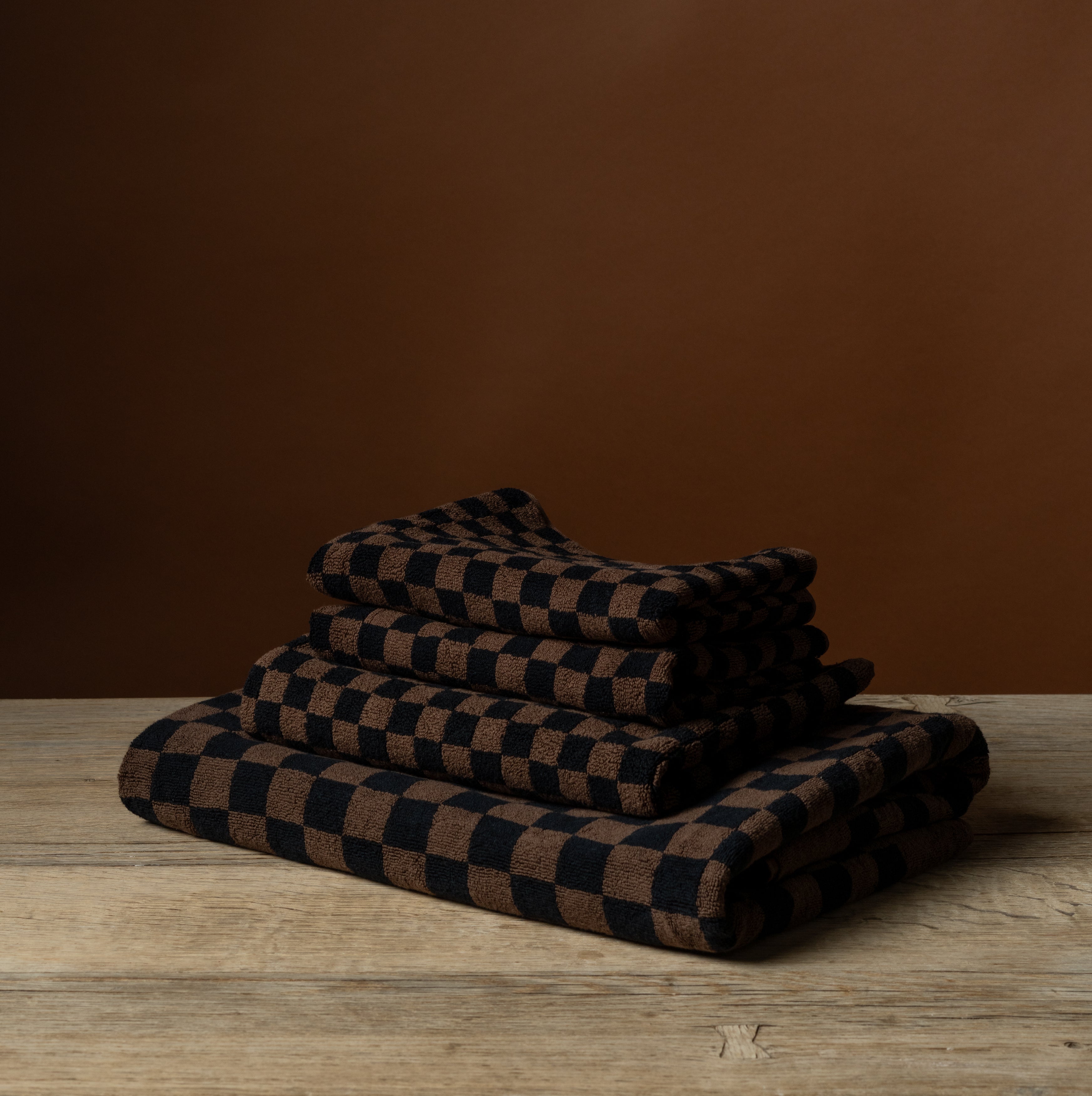 Josephine Hand Towel in Tabac & Noir