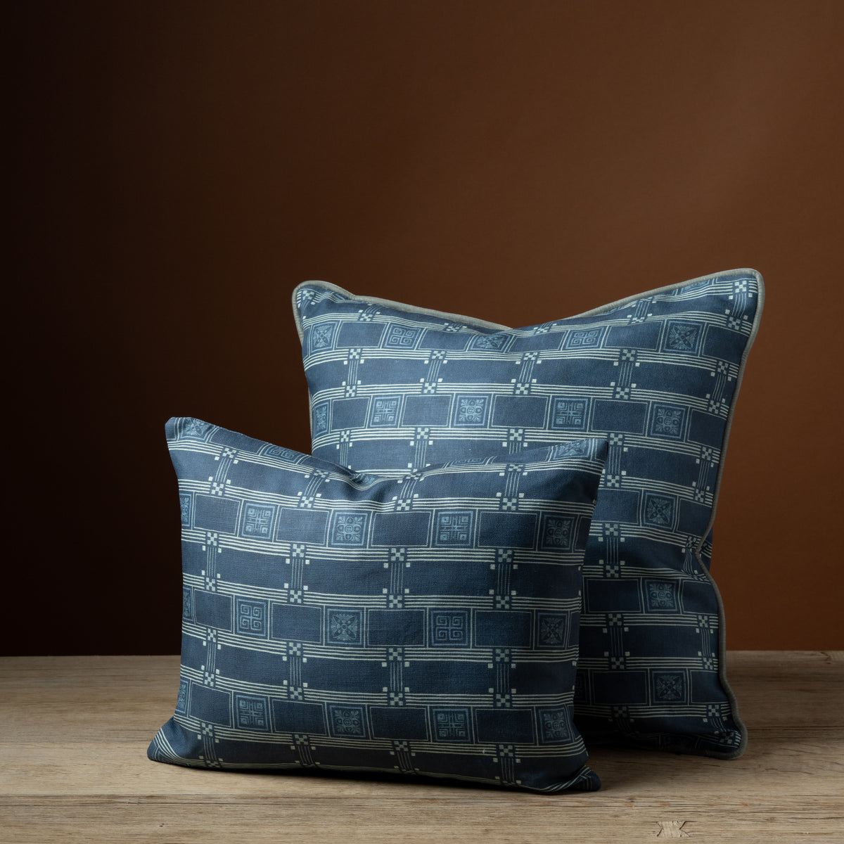 Labyrinthine Pillow in Eclipse