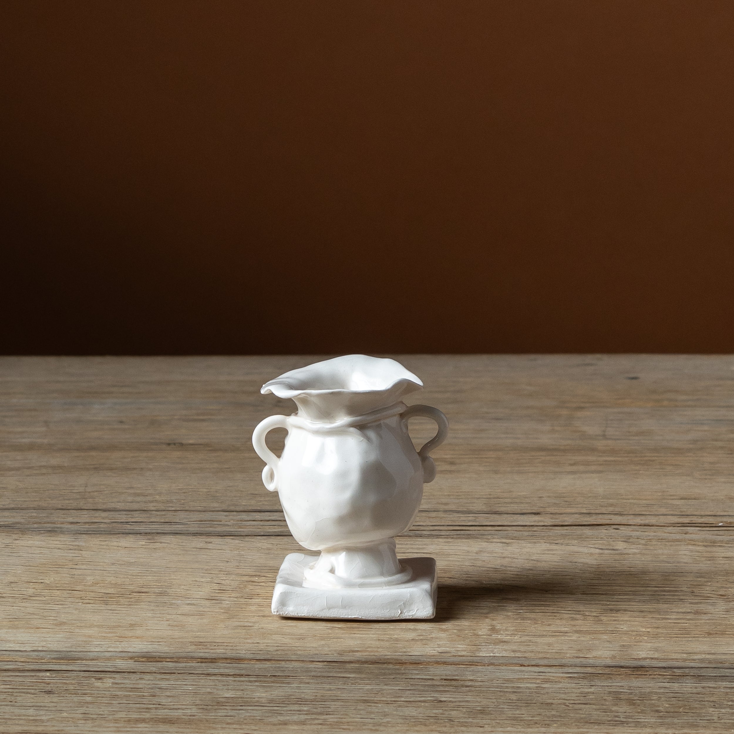 Hunter × Burn Still Life Bud Vase