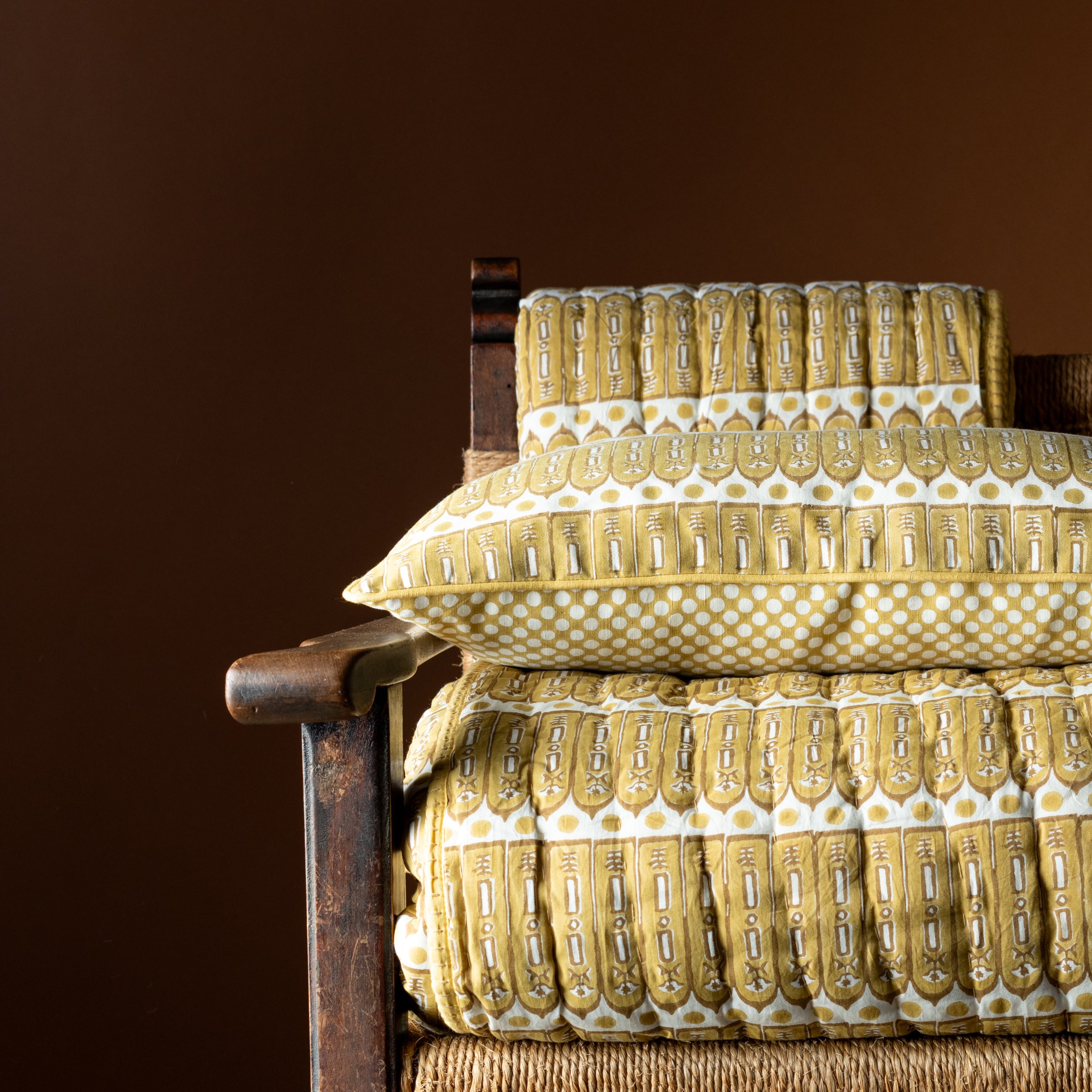 Aurea Throw