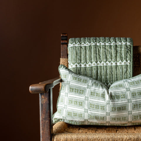 Passero Lumbar Pillow