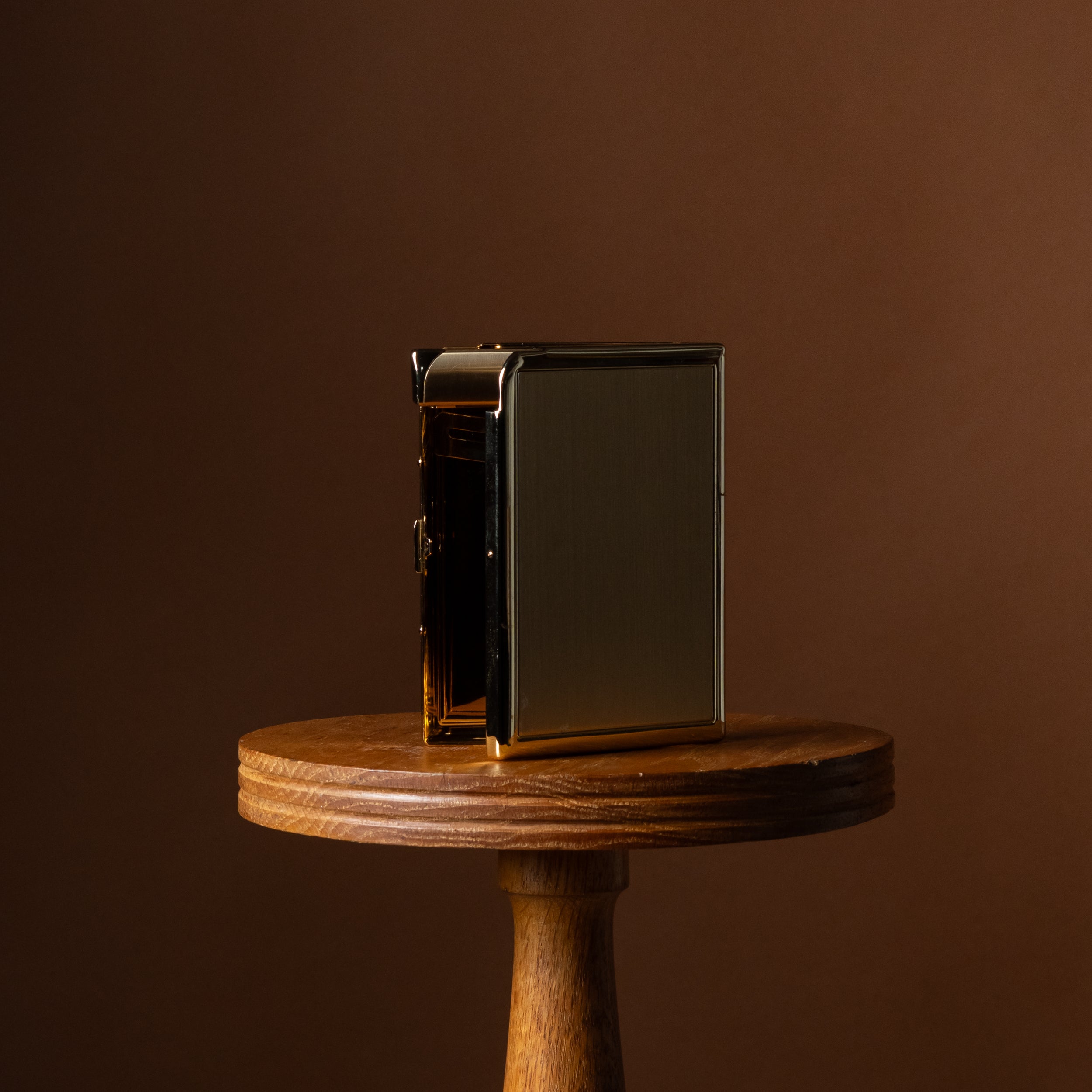 Gold Tone Cigarette Case & Integrated Lighter