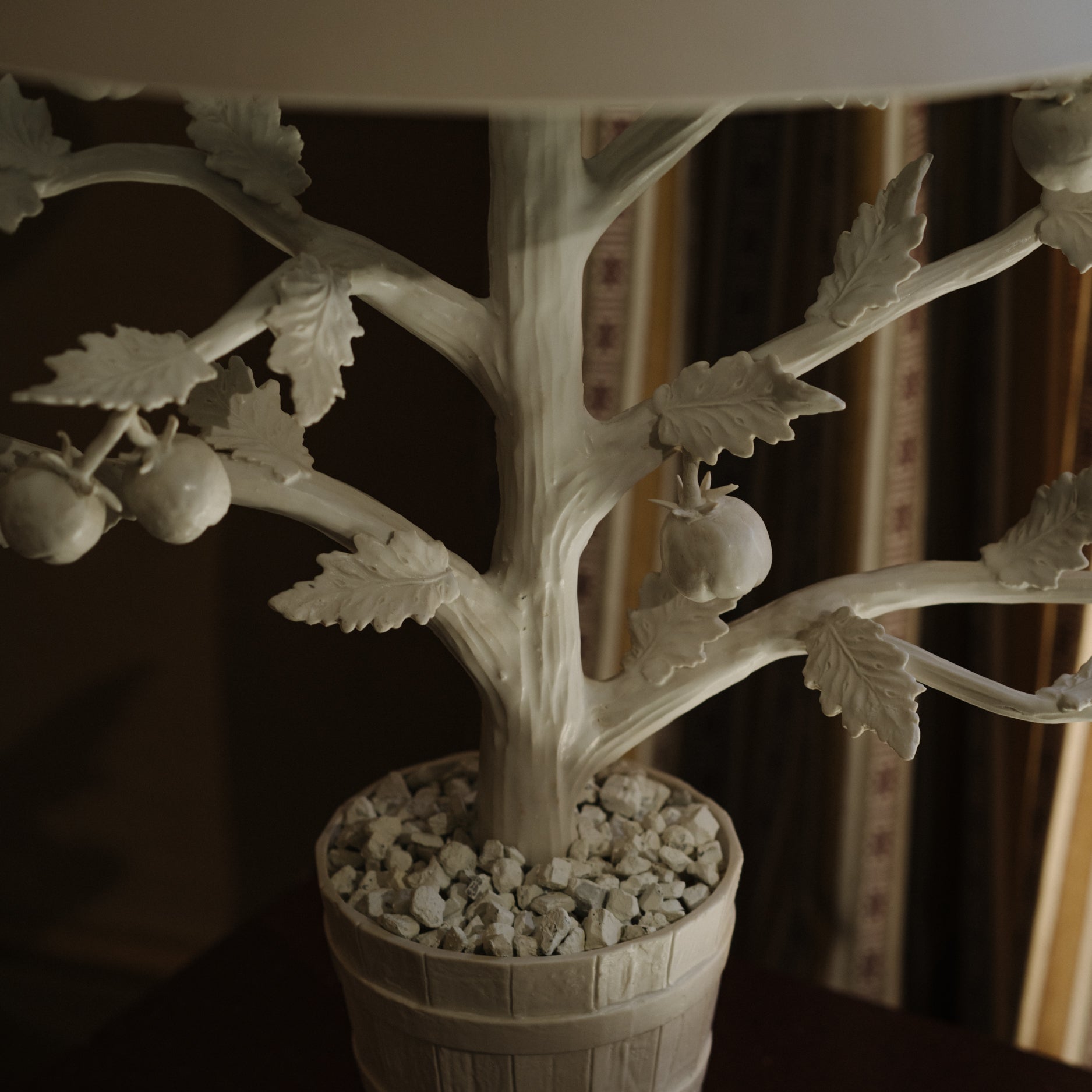 La Tomate Table Lamp