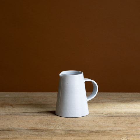 Bianco Pitcher