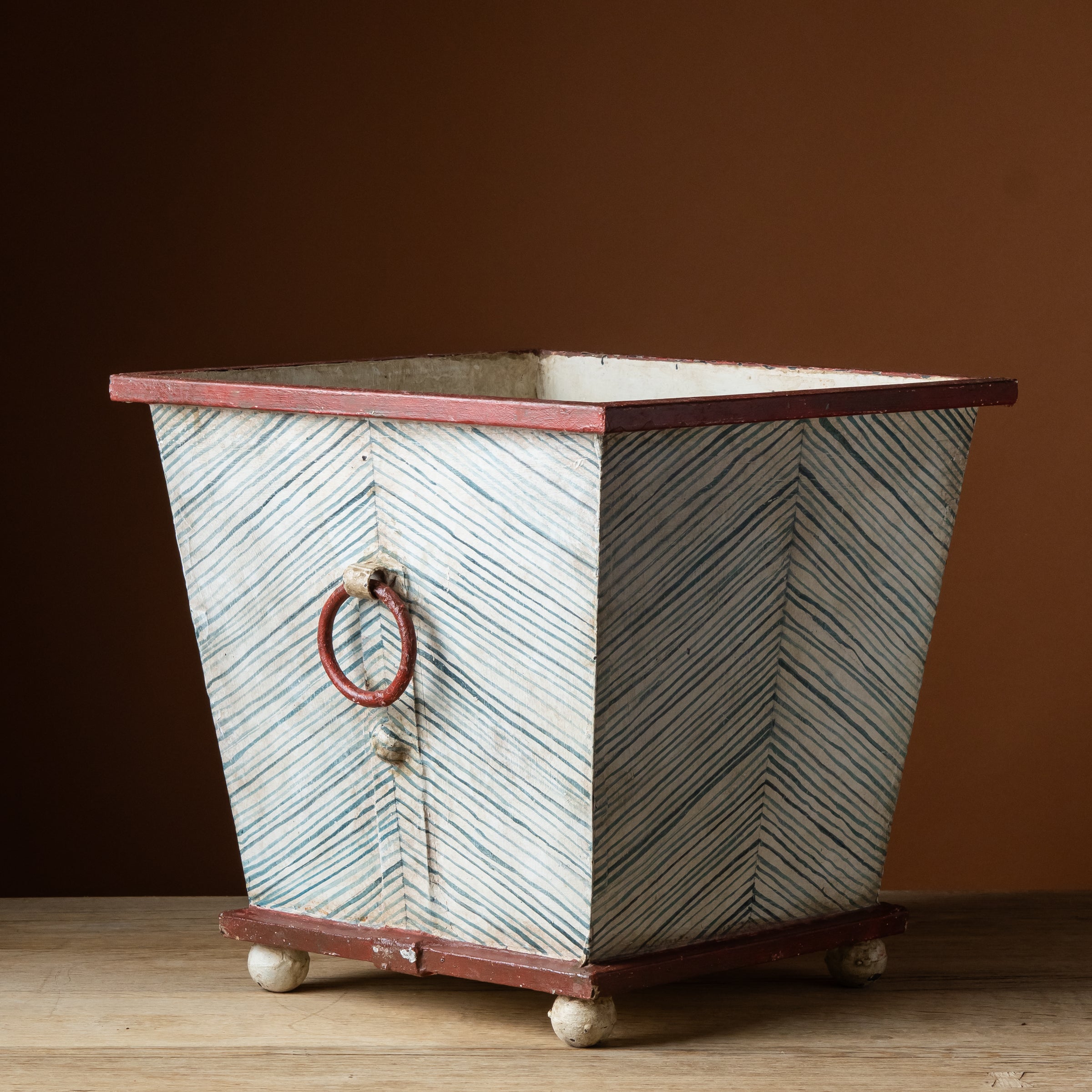 Venetian Strié Planter Pair