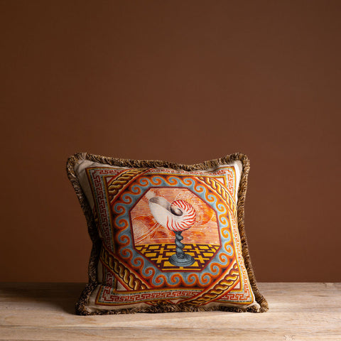 Grand Tour Nautilus Cushion