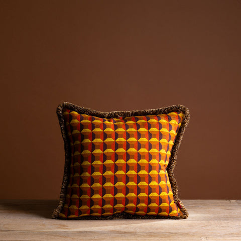 Grand Tour Nautilus Cushion