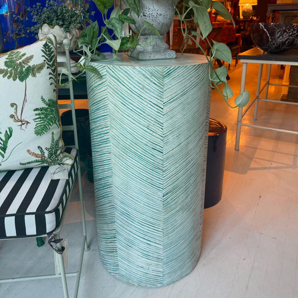 Strié Painted Wood Column