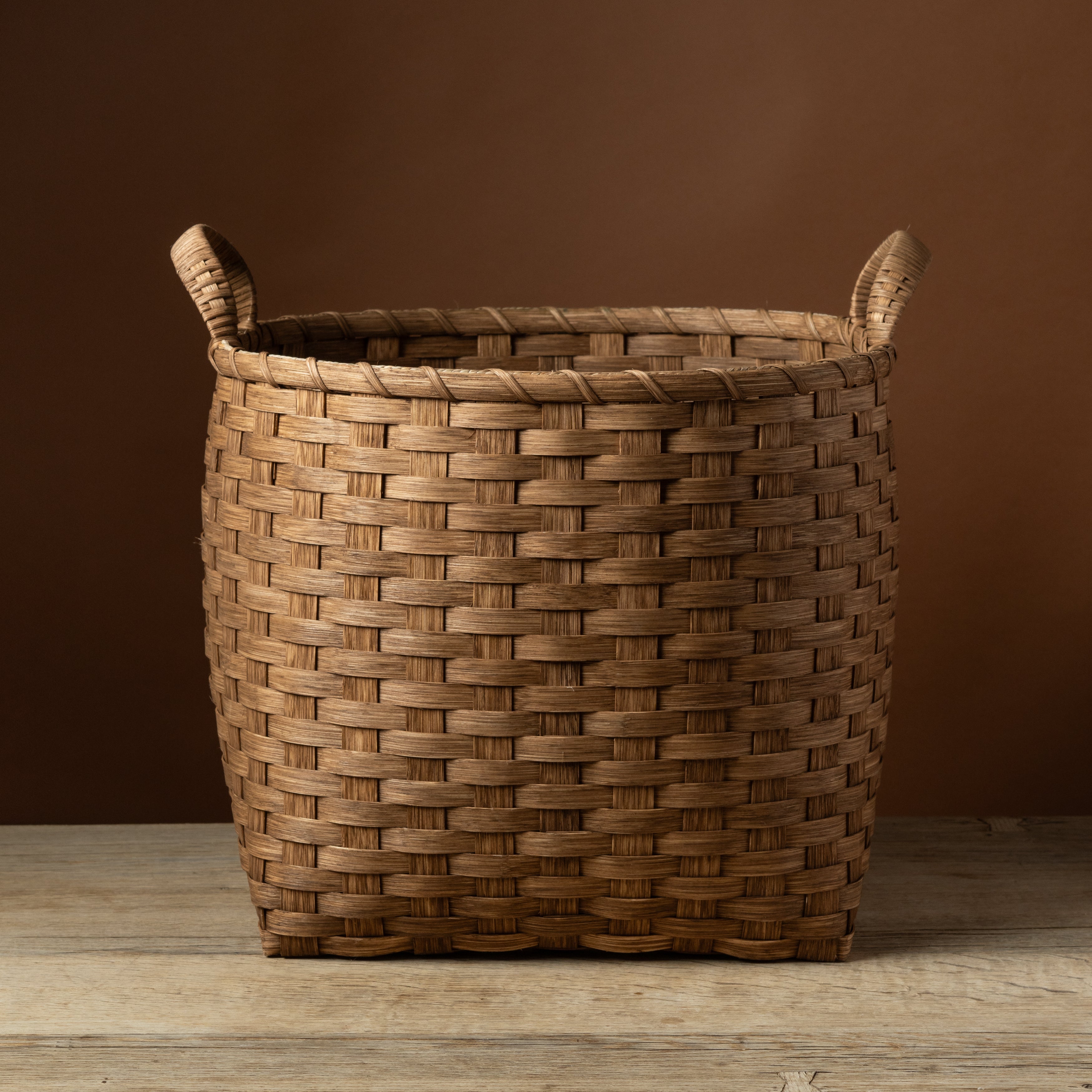 Large Throw Basket