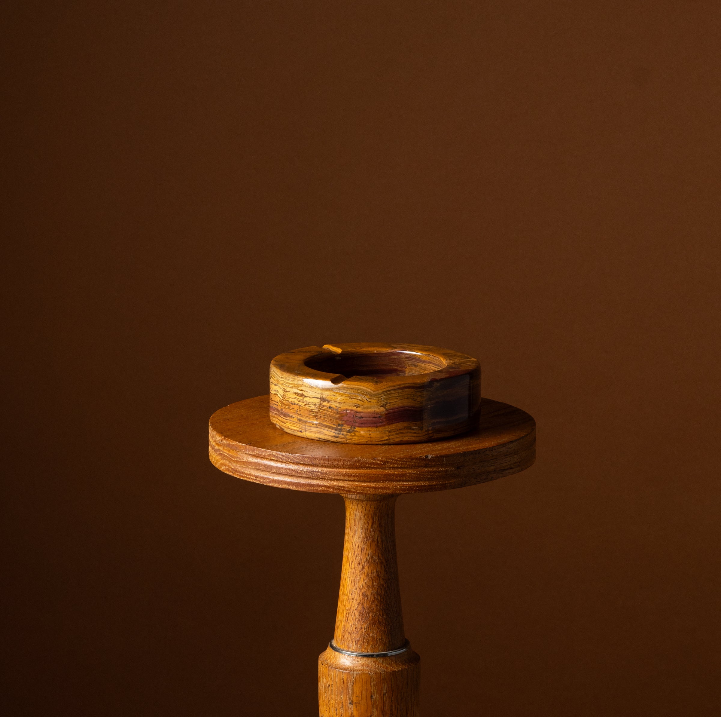 Mid-Century Round Brown Onyx Ashtray