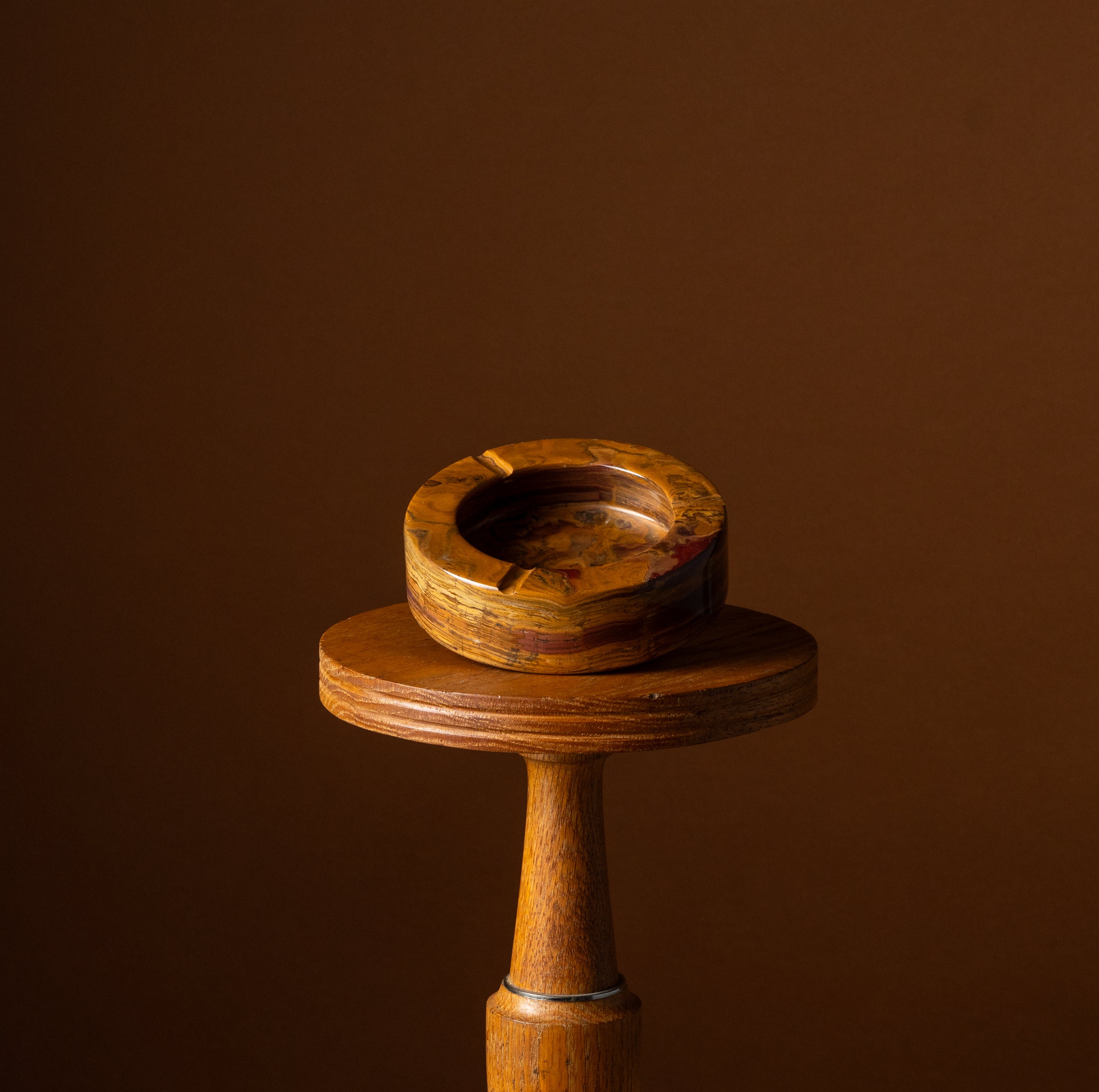 Mid-Century Round Brown Onyx Ashtray