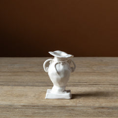 Hunter × Burn Still Life Bud Vase