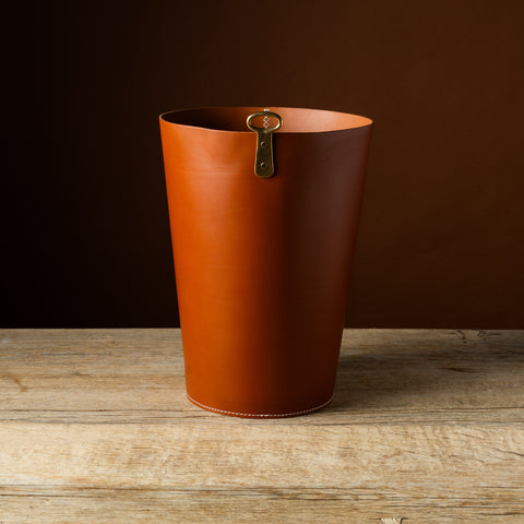 Otzi Eyelet Bin Dark Brown